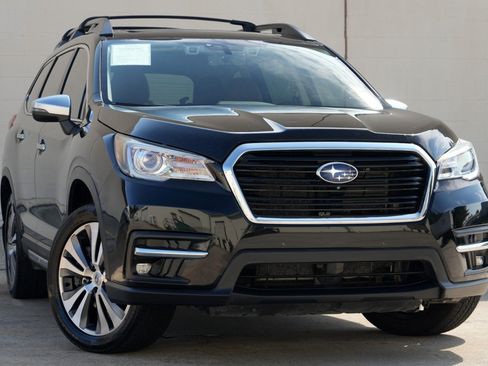 Used 2019 Subaru Ascent Touring AWD/4WD image 2
