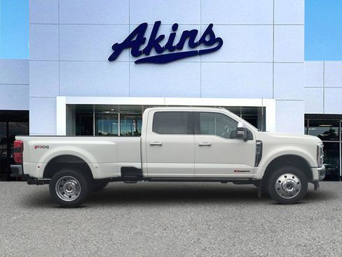 Used 2025 Ford F450 King Ranch w/ Chrome Package image 1