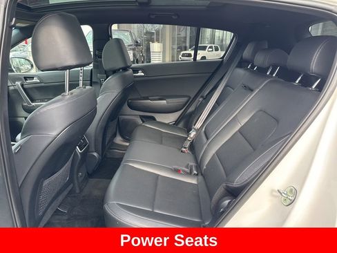 Used 2022 Kia Sportage Nightfall Edition image 16