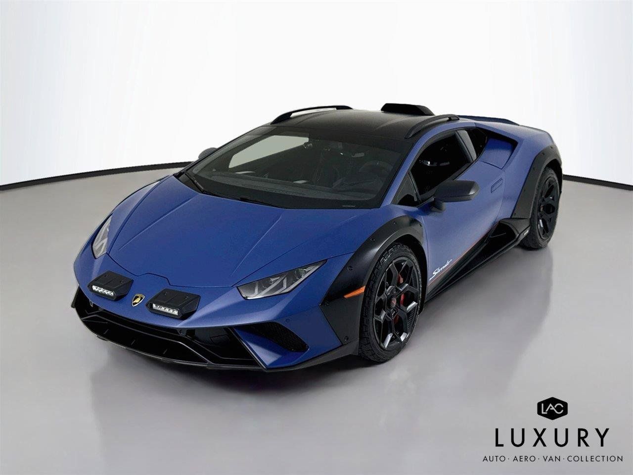 Used 2023 Lamborghini Huracan Sterrato AWD/4WD image 4