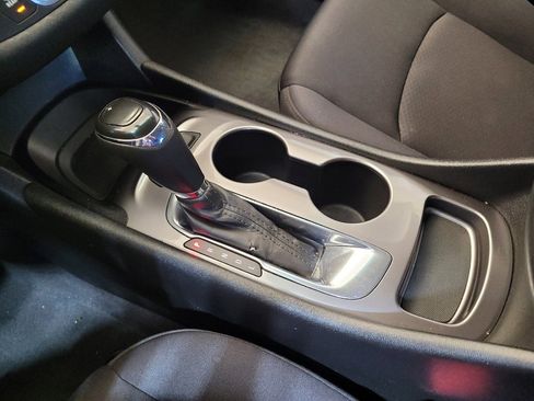 Used 2018 Chevrolet Malibu LS image 26