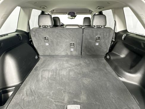 Used 2023 Jeep Grand Cherokee Limited w/ Black Appearance Package image 25