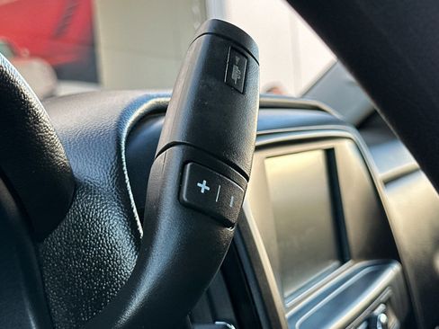 Used 2018 Chevrolet Silverado 1500 Custom w/ Custom Value Package image 32