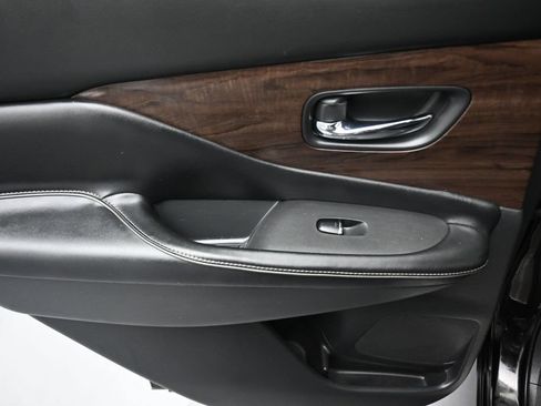 Used 2019 Nissan Murano Platinum FWD image 30