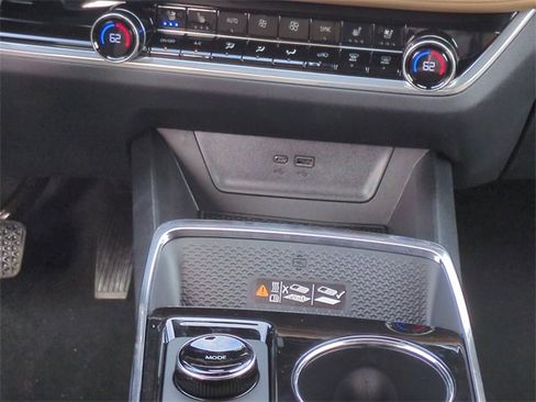 New 2026 Chevrolet Equinox ACTIV w/ Convenience Package III image 19