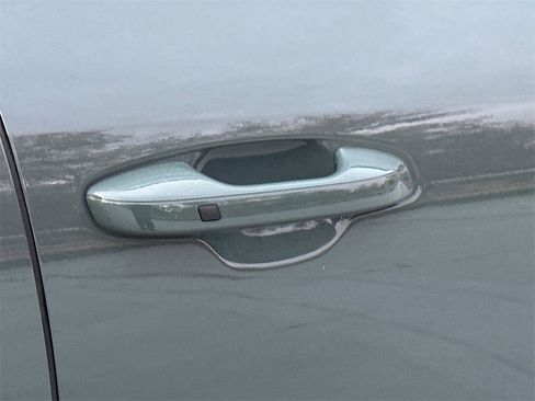 New 2025 Kia Niro Wind image 9