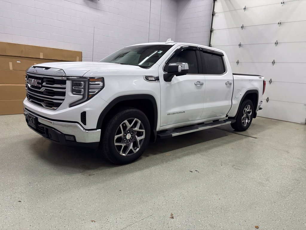 Used 2025 GMC Sierra 1500 SLT w/ SLT Premium Package AWD/4WD image 9