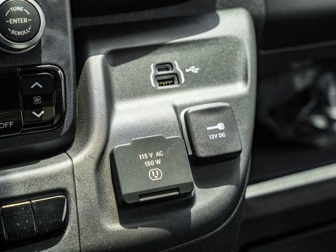 New 2025 RAM ProMaster 3500 w/ Quick Order Package 22G SLT image 21