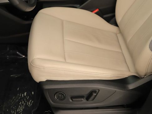 Certified 2023 Audi Q4 e-tron Premium Plus w/ Premium Plus image 26