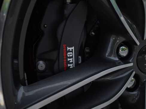 Certified 2024 Ferrari Roma Spider RWD image 17