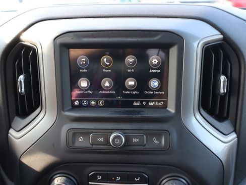 Used 2019 Chevrolet Silverado 1500 Custom Trail Boss w/ Custom Convenience Package AWD/4WD image 9