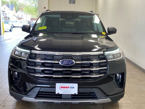 New 2026 Ford Explorer Active w/ Active Comfort Package AWD/4WD image 3