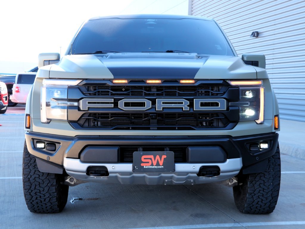 Used 2025 Ford F150 Raptor AWD/4WD image 4