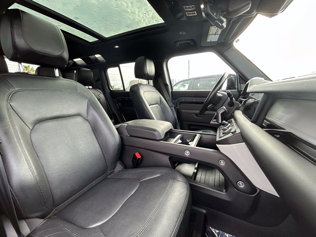 Used 2024 Land Rover Defender 110 S AWD/4WD image 41
