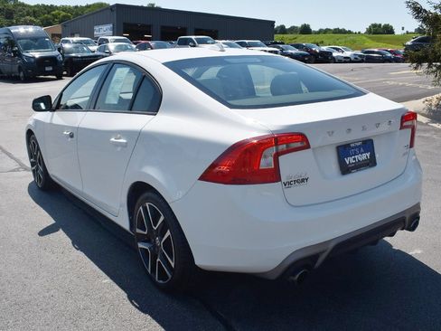 Used 2018 Volvo S60 T5 Dynamic AWD/4WD image 3