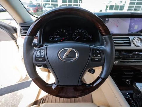 Used 2014 Lexus LS 460 AWD w/ Comfort Package image 30