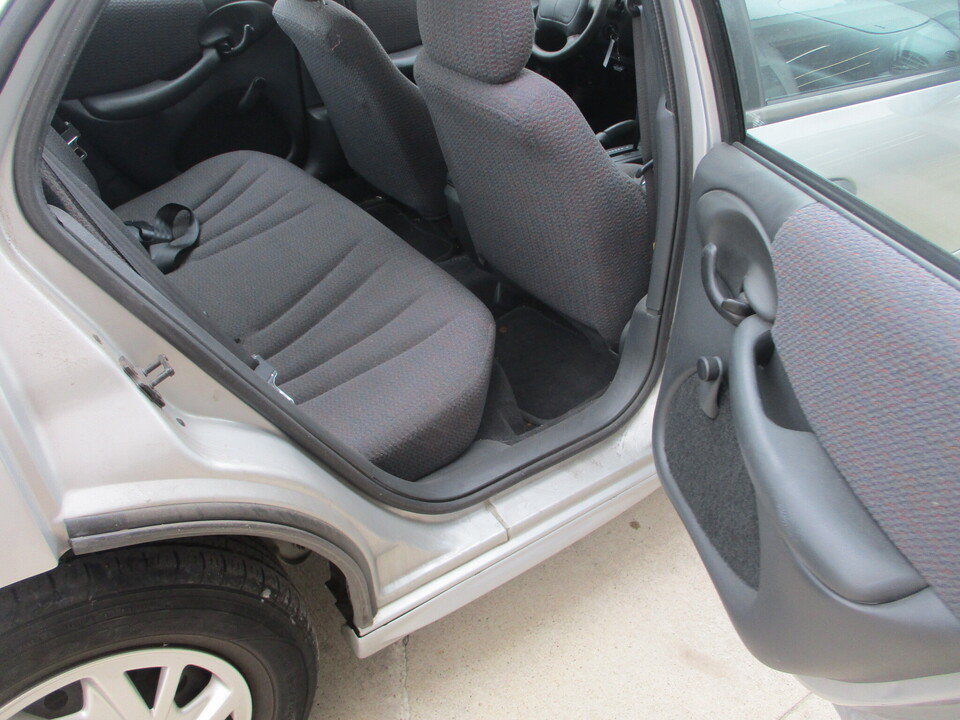 Used 2002 Pontiac Sunfire SE w/ Opt Pkg 1 FWD image 21