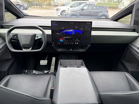 Used 2025 Tesla Cybertruck AWD Crew Cab image 5