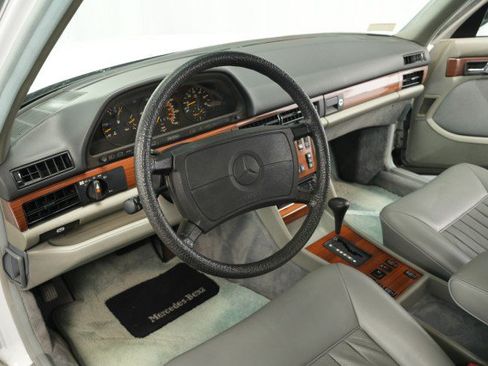 Used 1987 Mercedes-Benz 300 SDL image 35