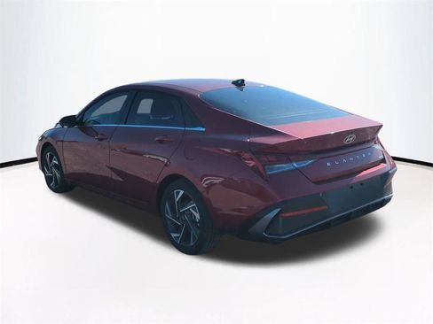 New 2026 Hyundai Elantra Limited image 7