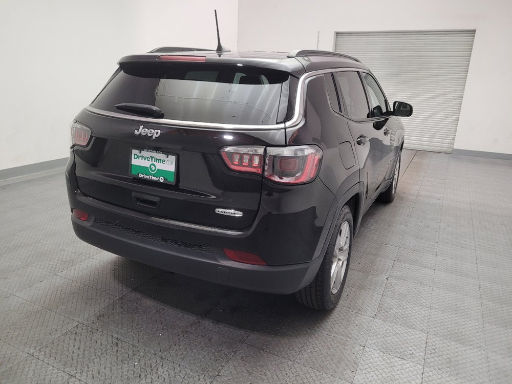 Used 2022 Jeep Compass Latitude FWD image 7