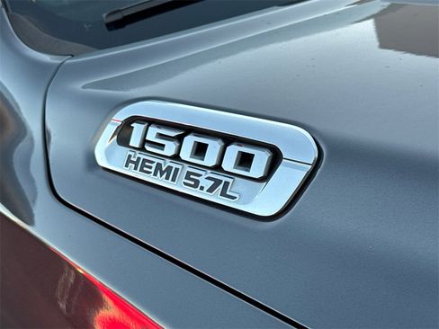 Used 2019 RAM 1500 Limited w/ Advanced Safety Group image 4