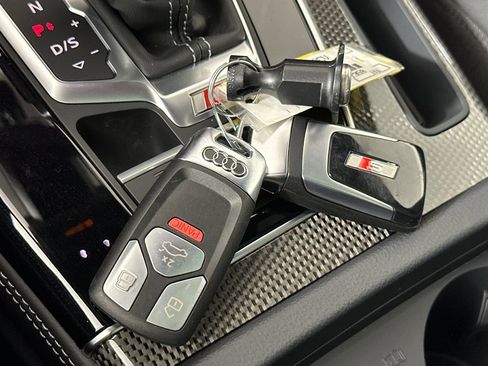 Used 2024 Audi SQ5 Premium Plus w/ Premium Plus Package image 24