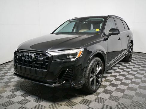 Used 2025 Audi Q7 3.0T Premium Plus AWD/4WD image 26