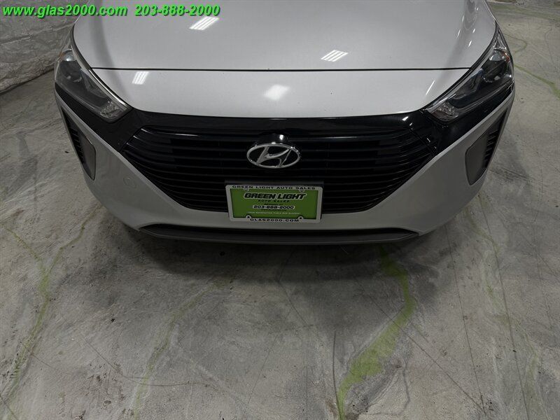 Used 2018 Hyundai Ioniq Blue FWD image 18