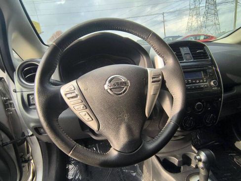 Used 2015 Nissan Versa Note SV image 14