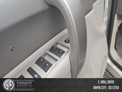 Used 2011 GMC Sierra 1500 SLE w/ Power Tech Package image 11