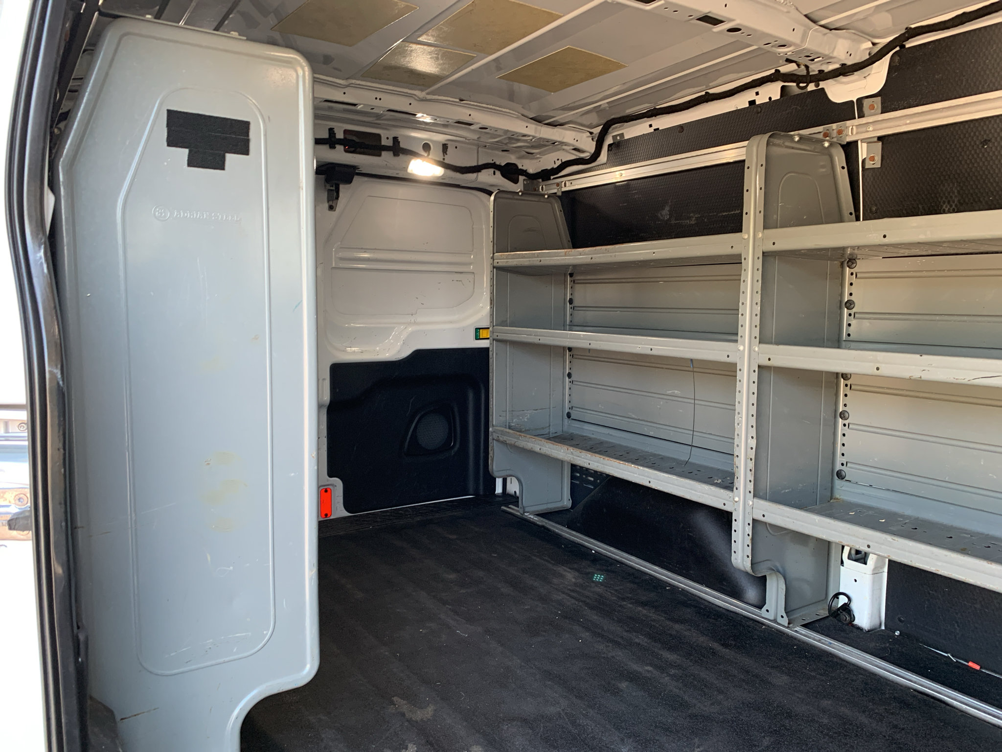 Used 2018 Ford Transit 150 130 Low Roof RWD image 30