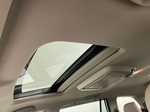 Used 2019 Honda Pilot Touring image 15