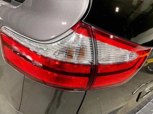Used 2019 Toyota Sienna XLE image 31