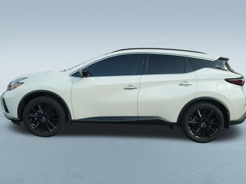 Used 2024 Nissan Murano SV w/ SV Midnight Edition Package image 4