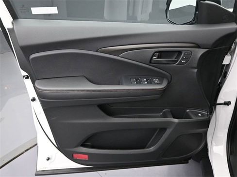 New 2025 Honda Ridgeline TrailSport image 11