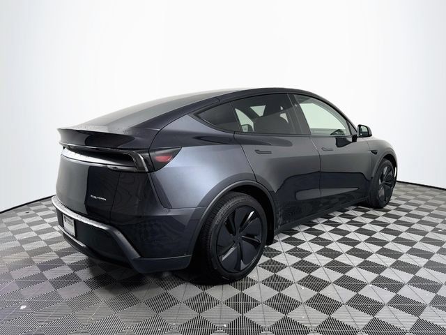 Used 2026 Tesla Model Y AWD image 7