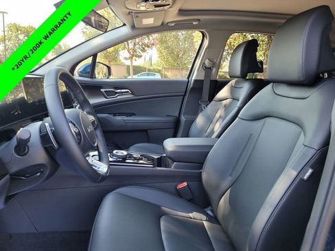 New 2025 Kia Sportage EX w/ EX Premium Package image 6
