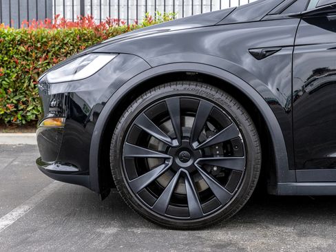 Used 2022 Tesla Model X AWD/4WD image 4