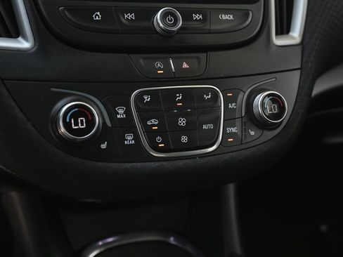 Used 2023 Chevrolet Malibu LT FWD image 34