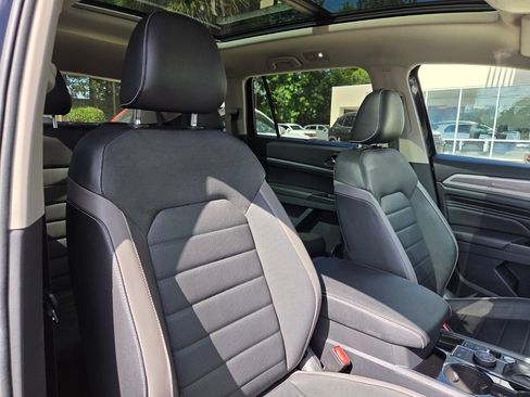 Used 2021 Volkswagen Atlas SEL Premium AWD/4WD image 31