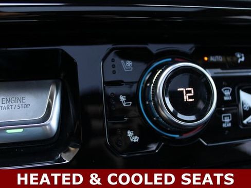 Used 2023 GMC Sierra 1500 AT4 w/ AT4 Premium Package image 5