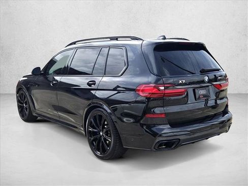 Used 2022 BMW X7 M50i AWD/4WD image 7
