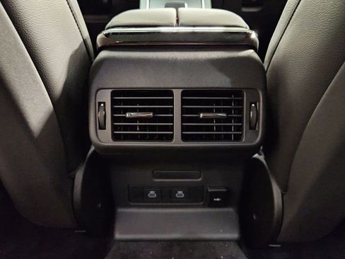 Used 2026 Land Rover Range Rover Velar S AWD/4WD image 30