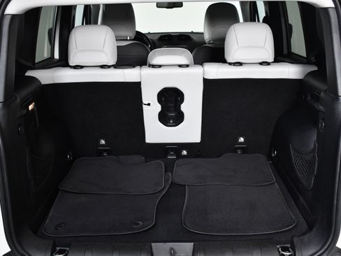 Used 2020 Jeep Renegade Limited image 32