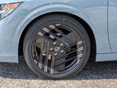 New 2026 Nissan Sentra SR w/ SR Premium Package FWD image 12