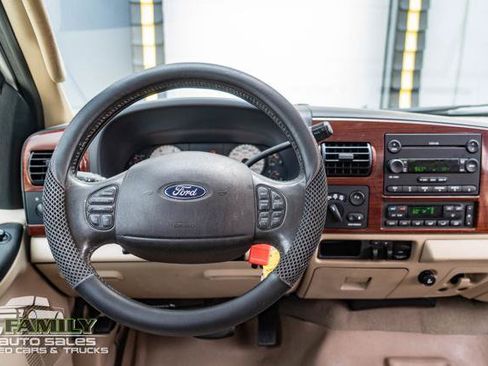 Used 2006 Ford F350 Lariat AWD/4WD image 22
