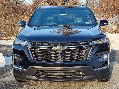 Certified 2023 Chevrolet Traverse RS image 2
