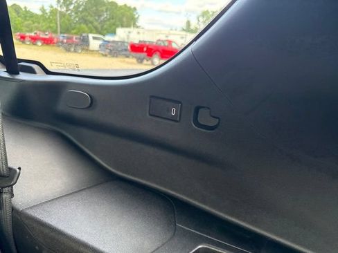 Used 2023 Chevrolet Tahoe Z71 AWD/4WD image 55