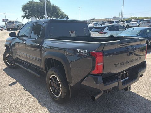 Used 2024 Toyota Tacoma TRD Off-Road AWD/4WD image 5